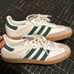 Adidas Samba Men’s 8.5 White/Green Gum Sole